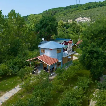 Dachas Cove * 阿瓦