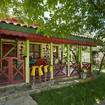 Dachas Cove Hotel