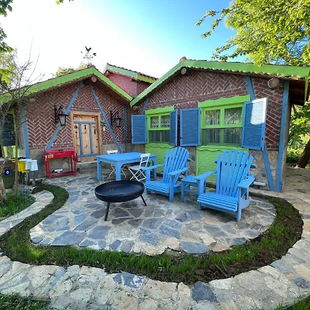 Dachas Cove Отель *