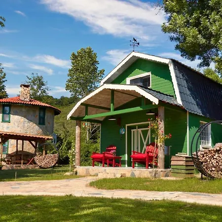 Hotel Dachas Cove