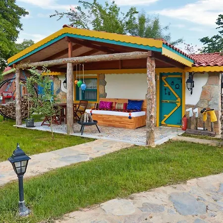 Hotel Dachas Cove