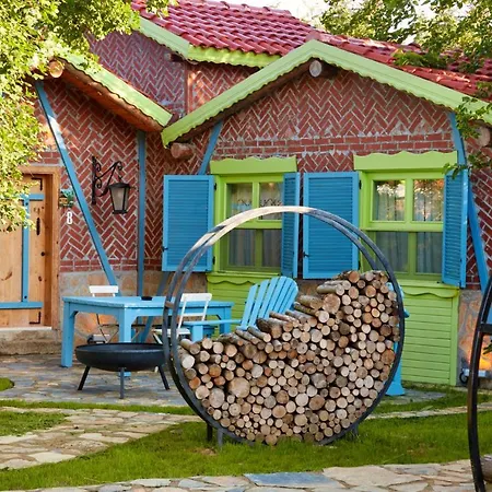 Dachas Cove *